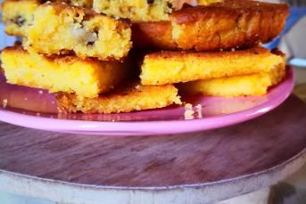 Cevizli Mısır Ekmeği