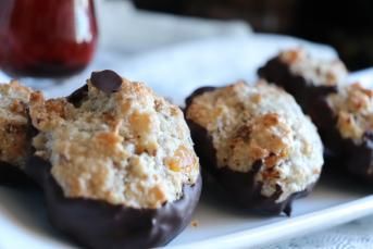 Kayısılı Çikolata Topları