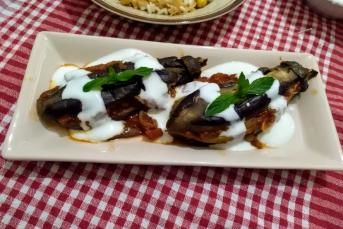 İmam Bayıldı Yemeği (En Sağlıklı Haliyle)