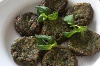 Mutfak Robotunda Yeşil Omlet