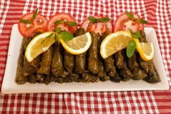 Zeytinyağlı Yaprak Sarması (Bütün Detaylarıyla)