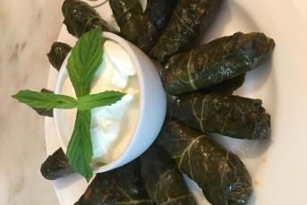 Bahar Dolması (Karalahana İle)