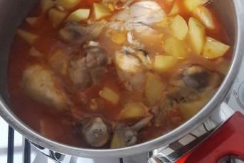 Tavuk Bagetli Patates Yemeği