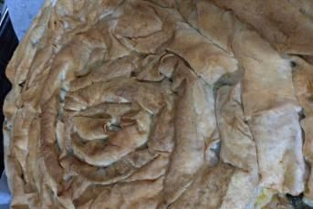 Kıymalı Ispanaklı Kol Böreği