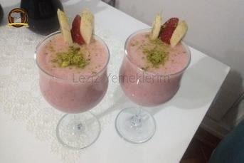 Çilekli Milkshake
