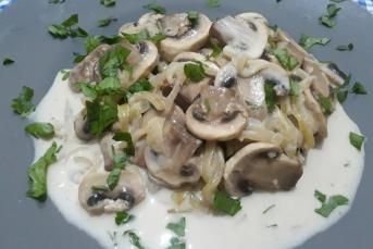 Kremalı Mantar Sote