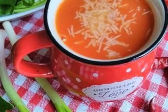 Sütlü Domates Çorbası Yapımı (Püf Noktaları İle)