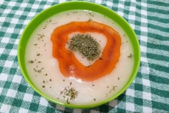 Sarımsaklı Un Çorbası Nasıl Yapılır?