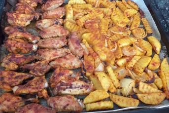 Nefis Sosuyla Fırında Tavuk Patates