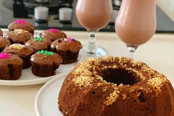 Kuru Meyveli Kek Yapımı