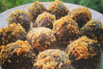 Pişmeyen Tahinli Kurabiye