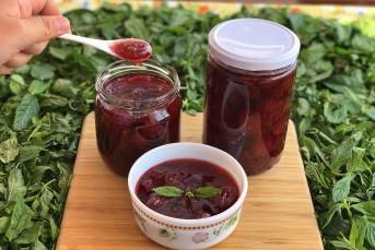 Çilek Reçeli Nasıl Yapılır? (Aşama Aşama Fotoğraflı Anlatım)