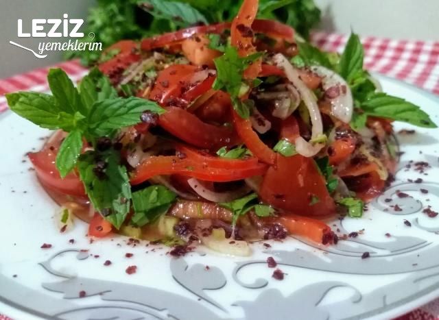 Adana Usulü Tezgah Kebapçısı Salatası