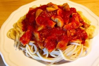 Tavuk Ve Mantar Soslu Makarna