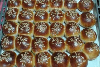 Çekirdekli Poğaça (İçi Boş)