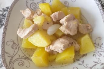 Pratik Tavuklu Haşlama