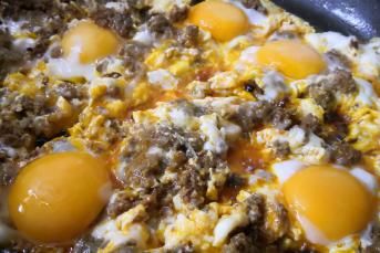 Yumurtalı Sucuk İçi (Sucuk İçi Nasıl Yapılır?)