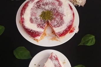 Vişneli Sütlü Tatlı