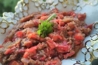 Kışlık Patlıcan Salatası