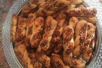 Tuzlu Kıyır Kıyır Kurabiye Tarifi