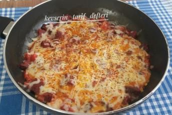 Kaşarlı Yumurtalı Nefis Sucuk Sote