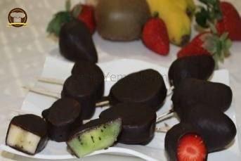 Çikolatalı Meyve Dilimleri