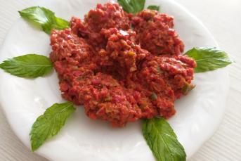 Kahvaltılık Cevizli Domatesli Sos