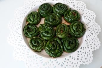 Zeytinyağlı Pazı Sarması Nasıl Yapılır?