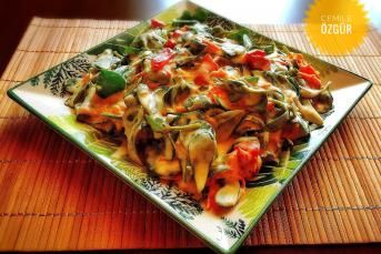 Közbiberli Semizotu Salatası