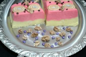 Zerdeçallı Sütlü Tatlı