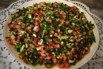 Gavurdağı Salatası Yapımı