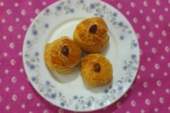 Enfes Tadıyla Çok Pratik Şekerpare Tatlısı Tarifi