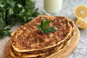 Evde Lahmacun Yapımı