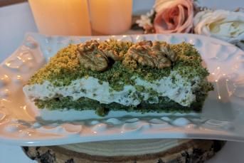 Ispanaklı Karamelli Pasta