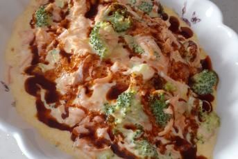 Yoğurtlu Brokoli Salatası Yapımı