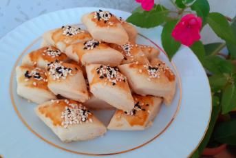 Ağızda Dağılan Tuzlu Kurabiye Nasıl Yapılır?