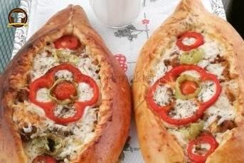 Kavurmalı Pideler