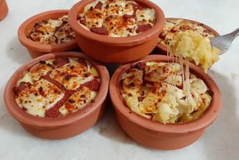 Güveçte Kahvaltılık