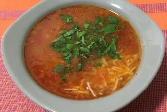 Domatesli Şehriye Çorbası Nasıl Yapılır?