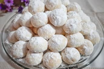 Çok Pratik Nişastalı Kurabiye Tarifi