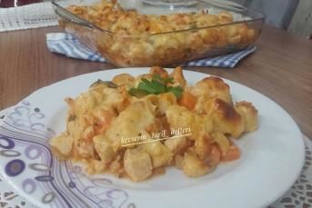 Fırında Kaşarlı Tavuklu Karnabahar Tarifi