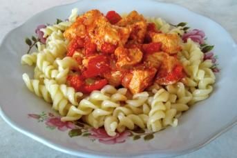 Makarnalı Tavuk Sote