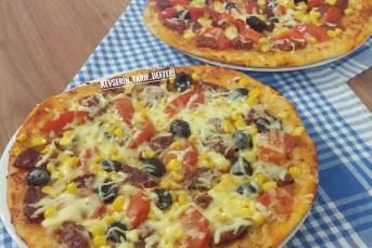 Tavada Yumuşacık 2 Kişilik Pizza Tarifi