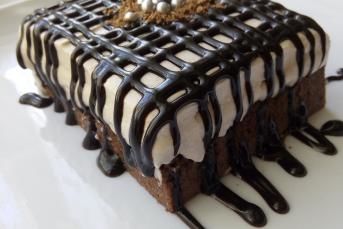 Leziz Çikolatalı Pasta