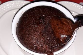 Tencerede Nutellalı Sufle