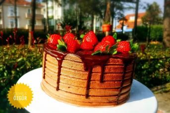 Çikolatalı Pasta (Yedikçe Yedirten)