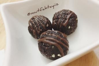 Kolay Kremalı Cevizli Toplar