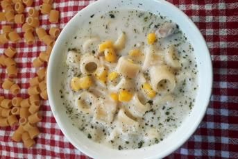 Ekşi Soslu Mısırlı Makarna Çorbası
