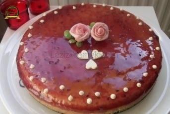 Karadut Soslu Cheesecake