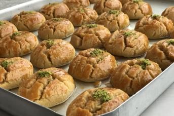 Şekerpare Tatlısı Tarifi (Tam Kıvamında)